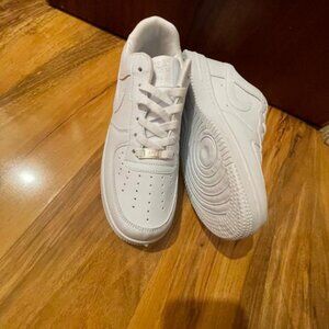 Nike Men's White Trainers